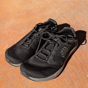 Topo Athletics ST-5 Men US9 Black